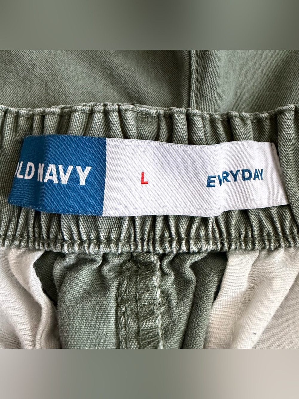 Old Navy Everyday Elasticized Back Waistband Large Chino Shorts Comfy Preppy F - Picture 13 of 14